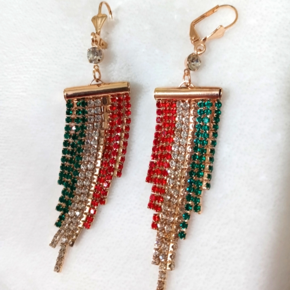 Green white red gold plated earrings